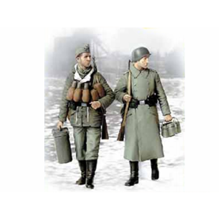MASTER BOX 1/35 figure  ''Sonunda Yemek'' Alman Askerleri 1944-1945